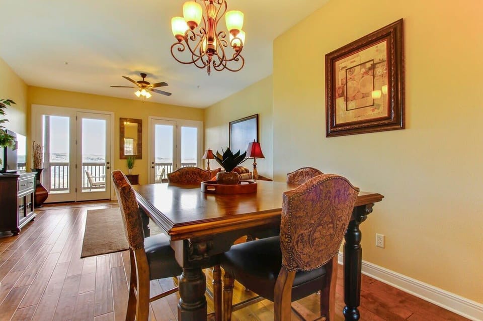 Dining room area