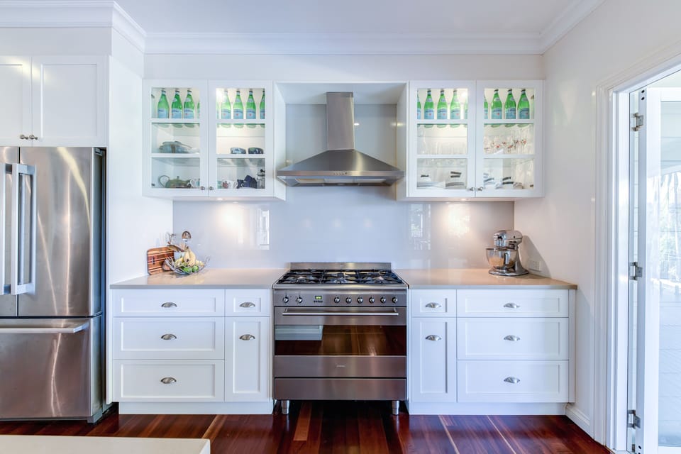 Fully appointed kitchen with 6 burner gas stove and large oven