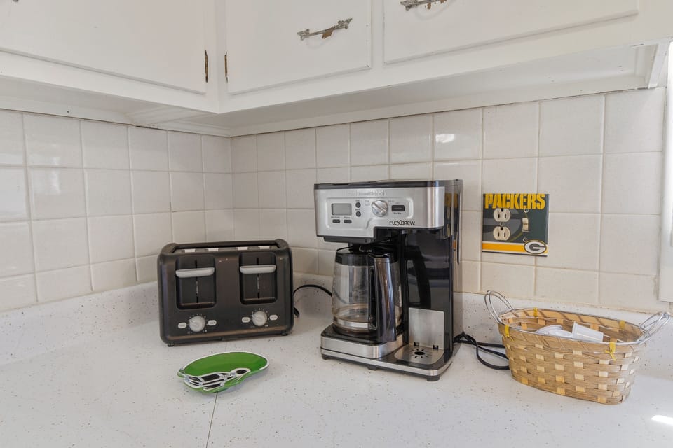 Coffee maker and toaster