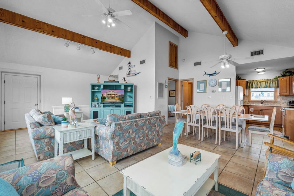 Surf or Sound Realty - 318 - Shifting Sands - Great Room -5