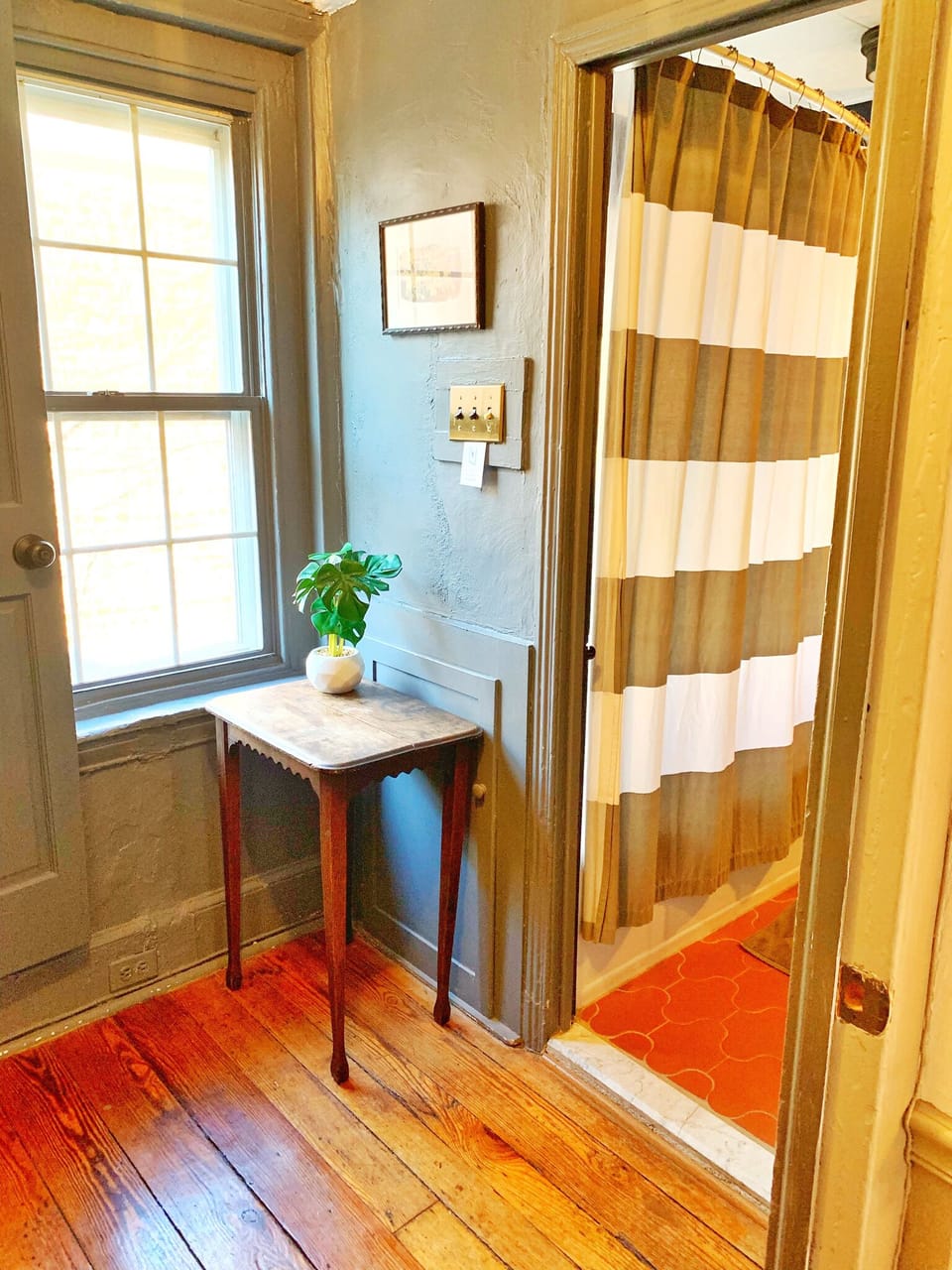 Second bathroom 