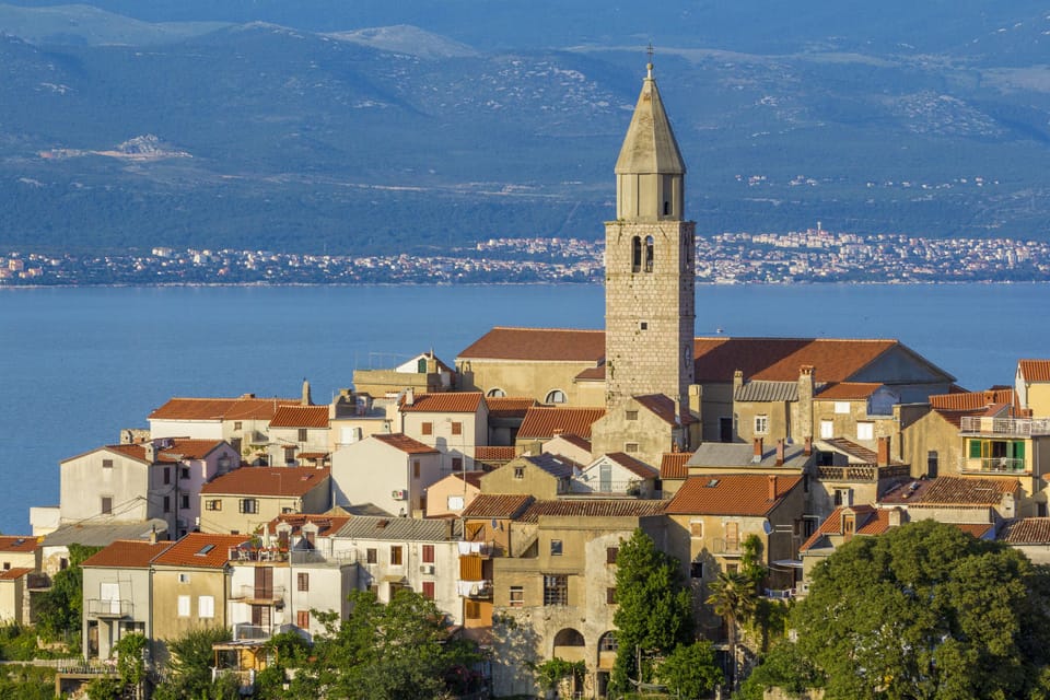 Master Suite bedroom panoramic view on Adriatic sea, town Vrbnik and Crikvenica