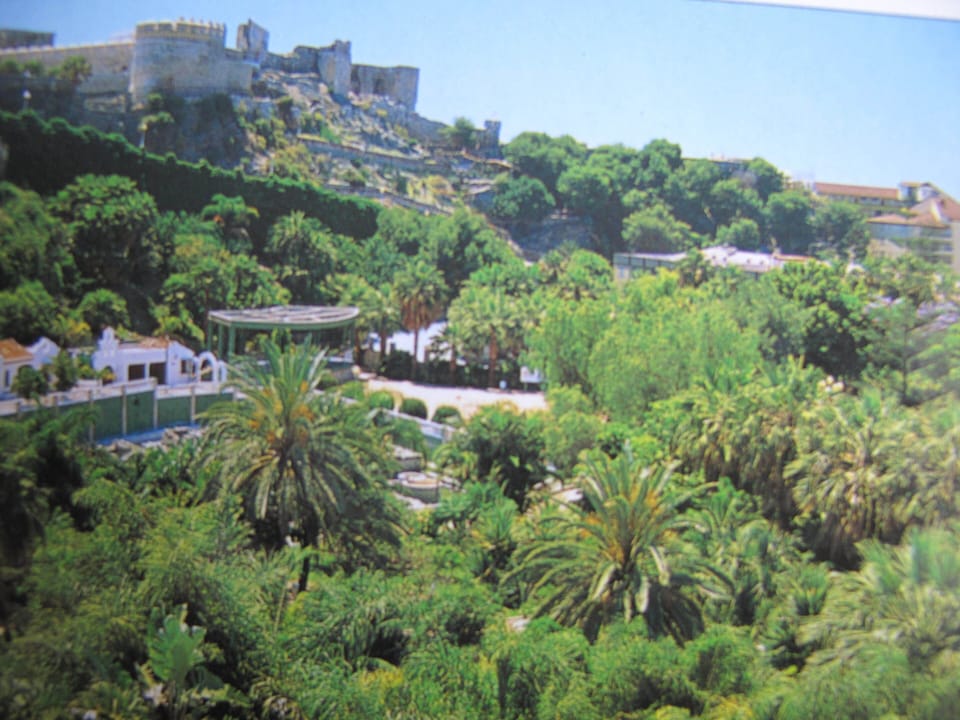 St Cristobal's beach, 7 minute walk from house. Playa de San Cristobal a 7 min.
