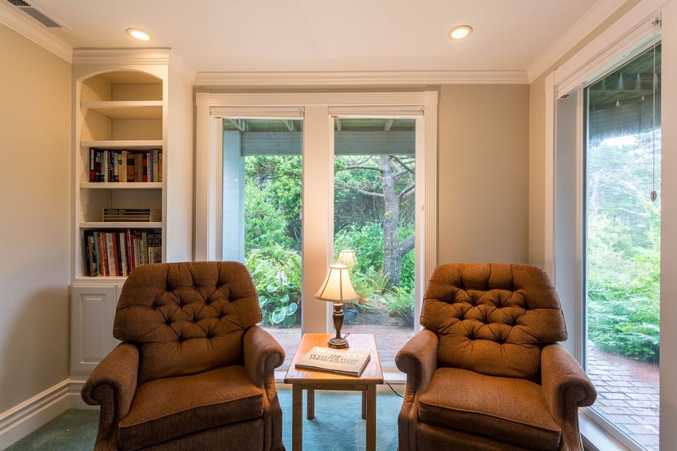 Another quiet place to sit and read.