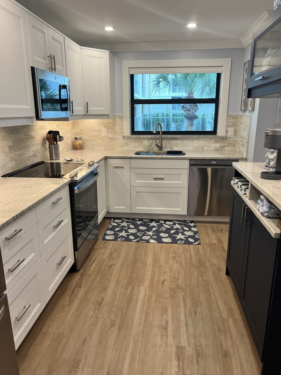 Modern Fully Equipped Kitchen, perfect for home dining
