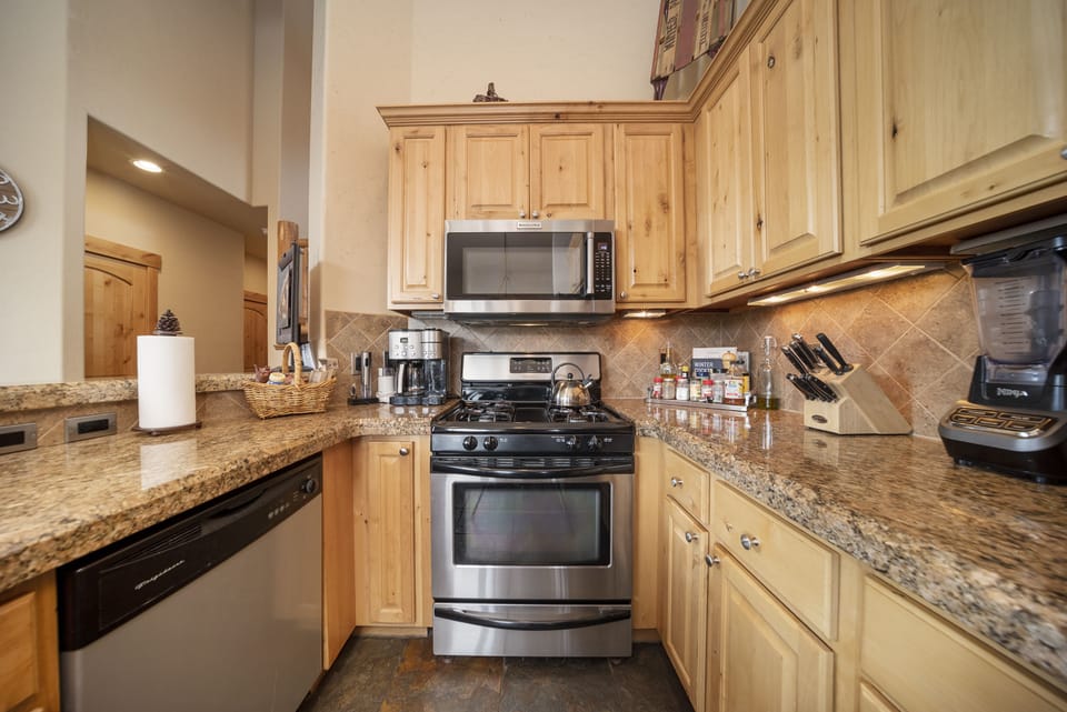 Kitchen with plenty of counter space.