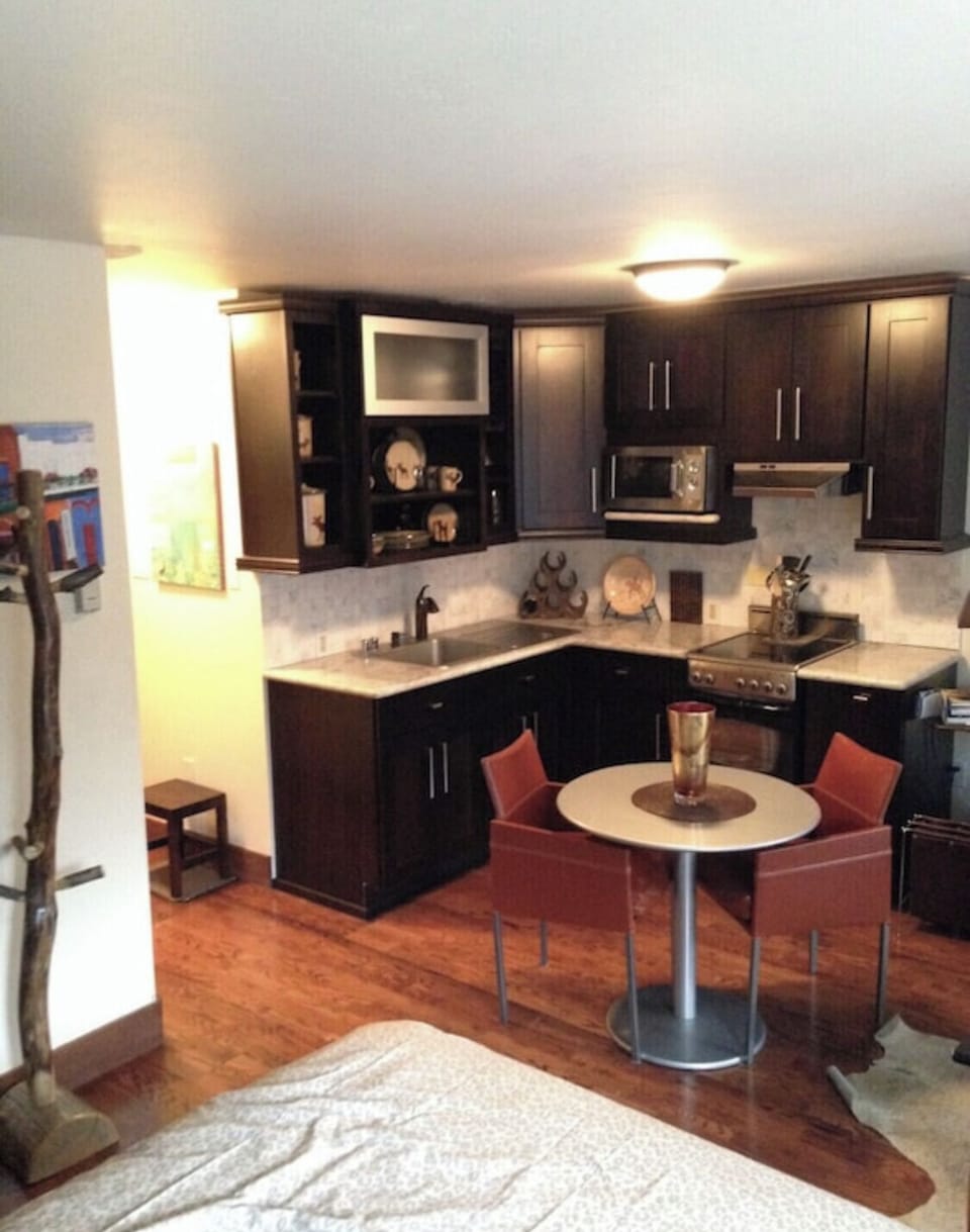 A spacious floor plan with a nice area to do work with great Wi-Fi and outlets.