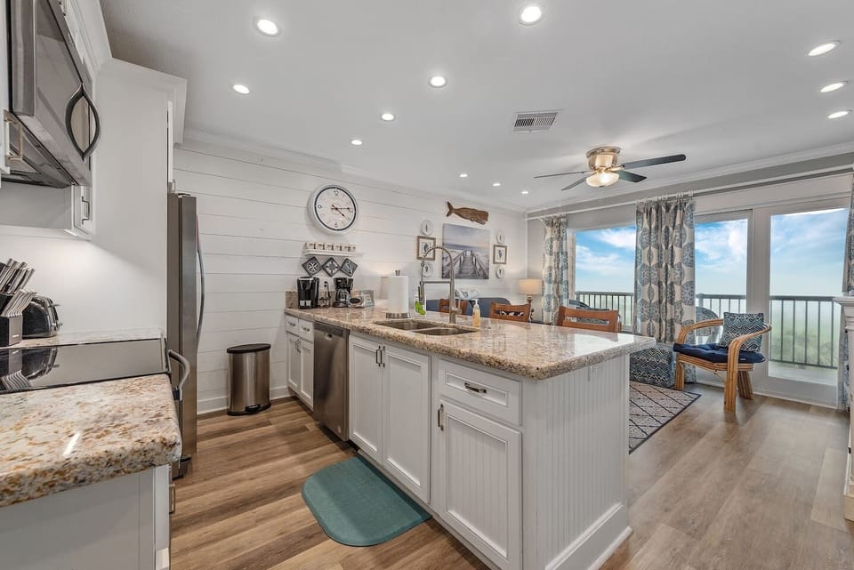 Lots of space in the combined kitchen and den.  Both a Keurig and Mr. Coffee is provided for your convenience.  