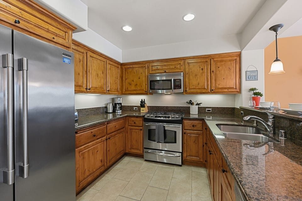 Fully equipped kitchen