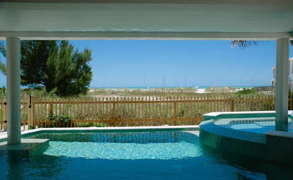 The beach? The pool? Spoil yourselves and have both!
