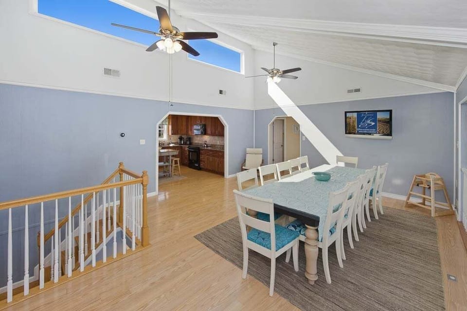Top-Level Dining Room with Table (seats 12)