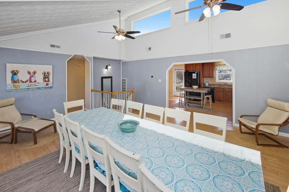Top-Level Dining Room with Table (seats 12)