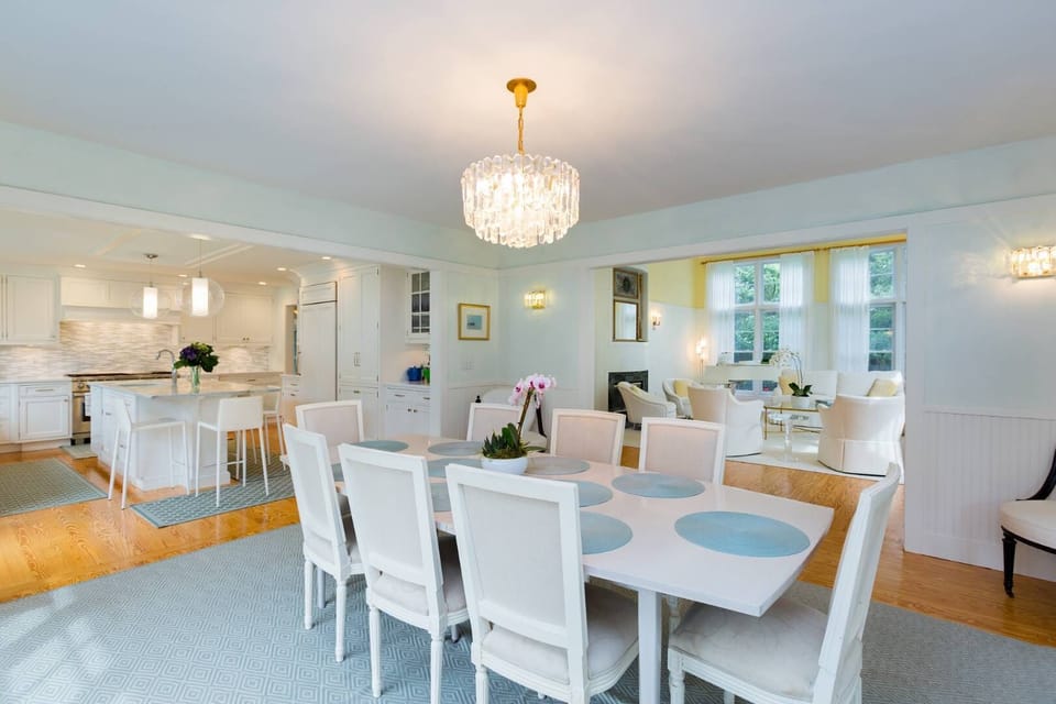 Dining room opens to kitchen, living room and dining porch
