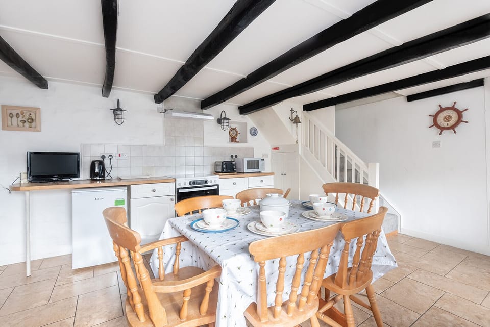 Kitchen window seat