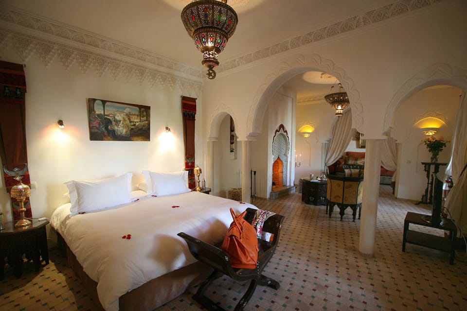 Oriental Pearl Royal Suite | 1 bedroom, premium bedding, minibar, in-room safe
