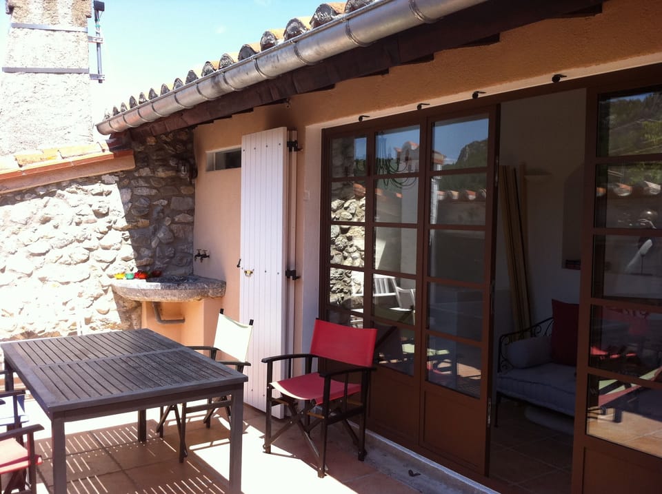 Rooftop terrace, completely undisturbed 