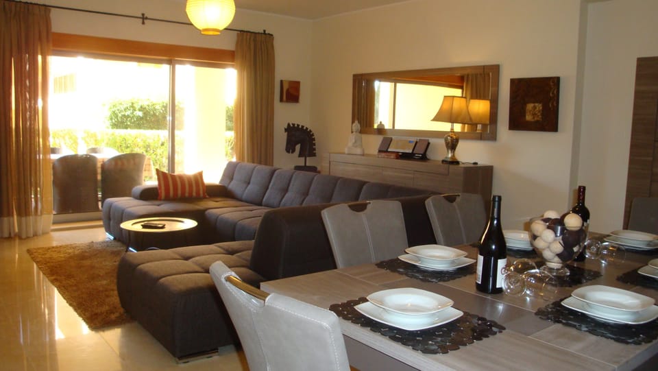 Newly Refurbished 2015 Lounge Dining Area, leading to terrace & Pool