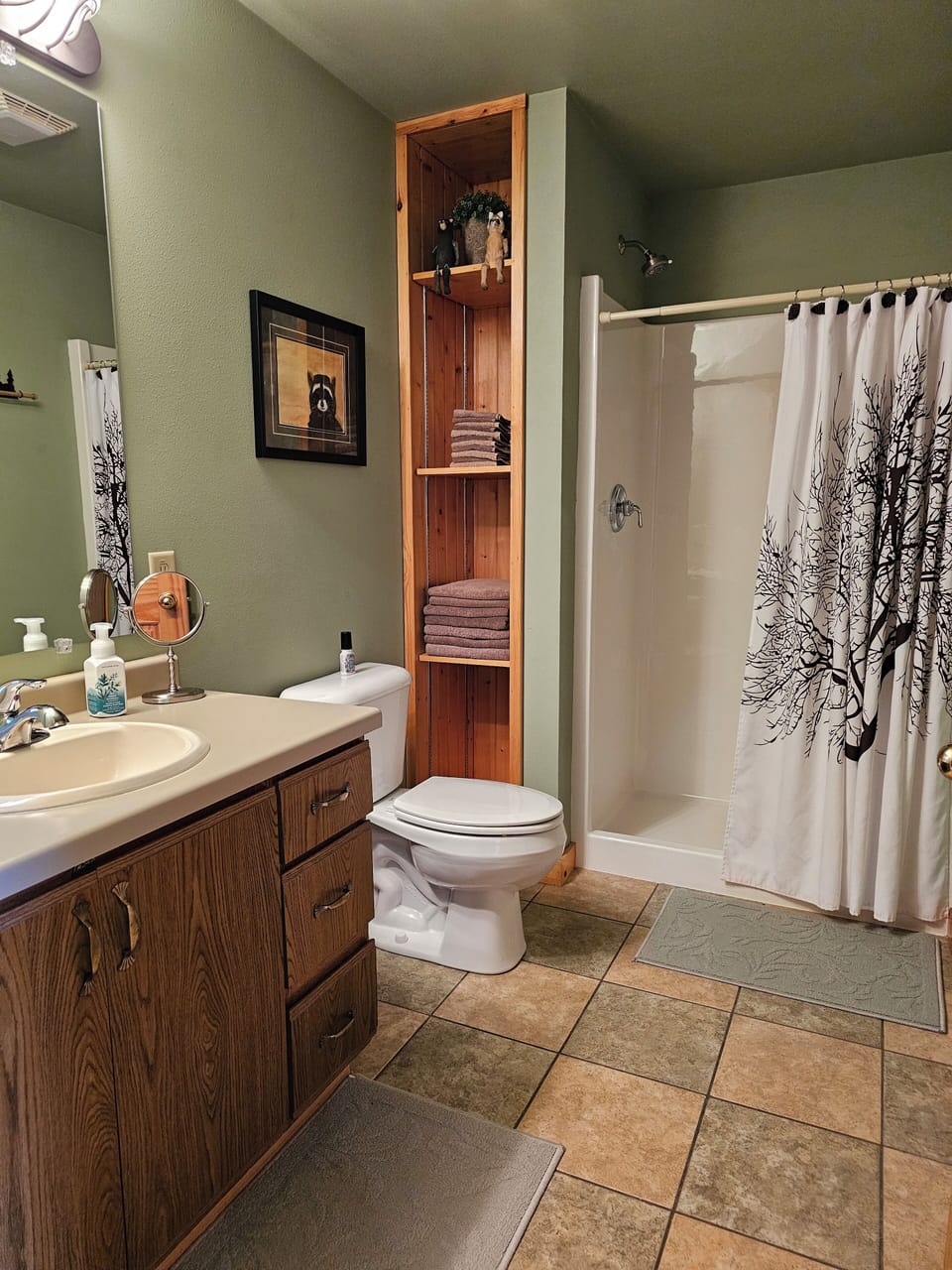 Main floor bathroom