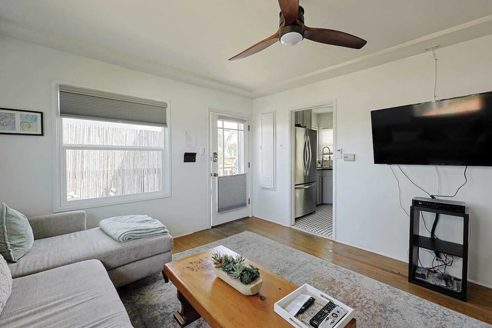 New Appliances! very comfortable location