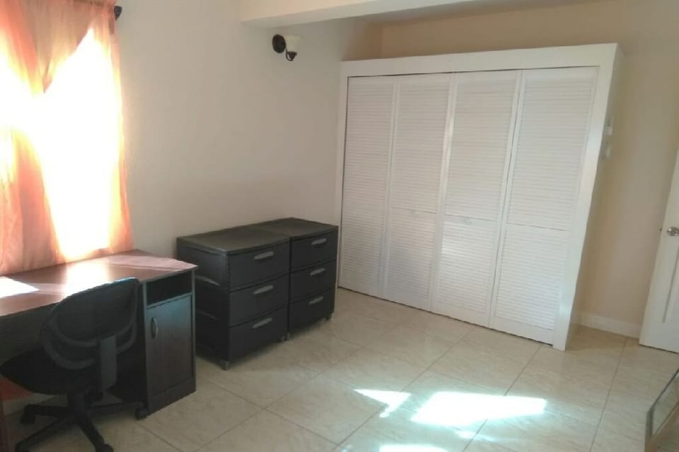 Computer/Work Station in Bedroom