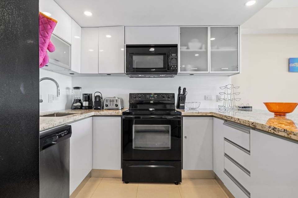 Your fully-equipped kitchen has everything you need to whip up a quick breakfast or cook a family dinner, with modern appliances and plenty of counter space for meal prep.