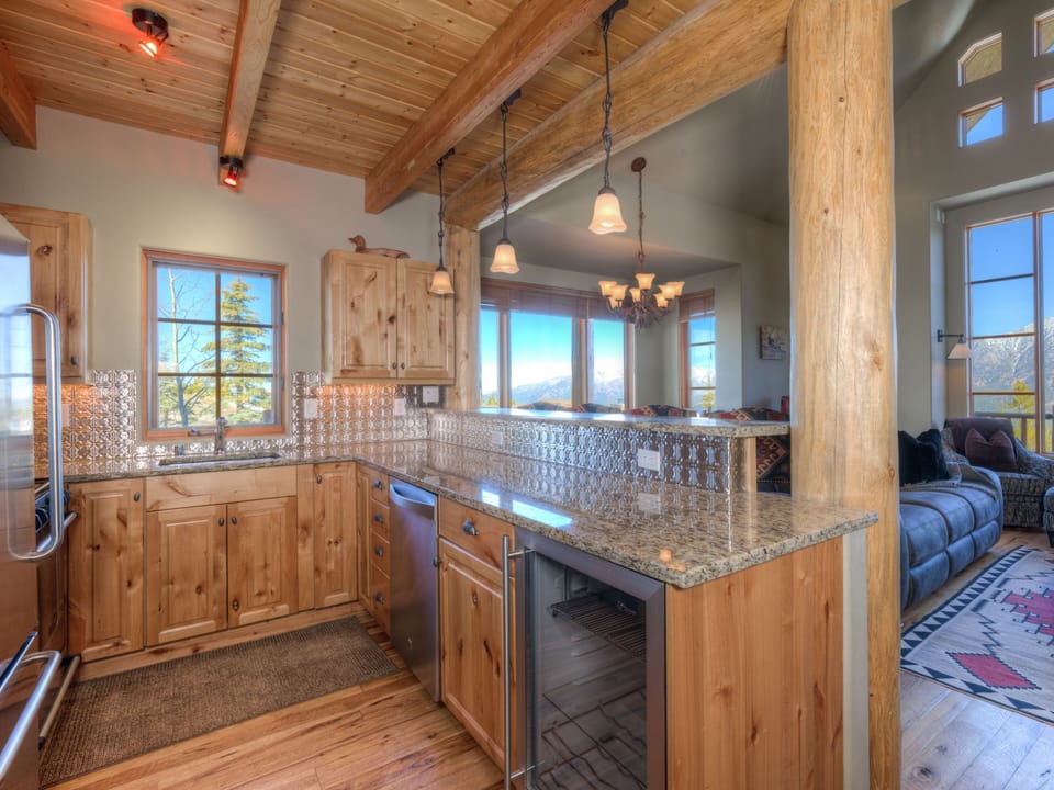 MMH 1 Gambler Way, Kitchen, 4