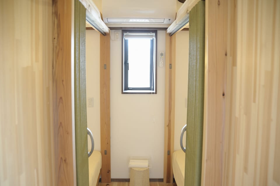 Shared Dormitory, Women only | WiFi (free), bed sheets