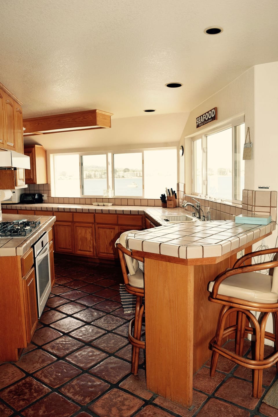 A cooks kitchen, room for several cooks at once!