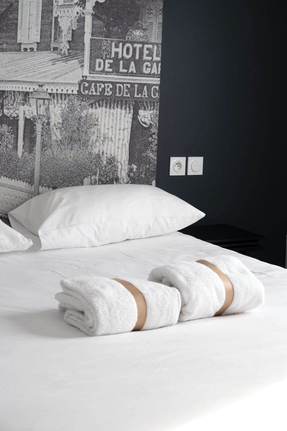 Soundproofing, cribs/infant beds, free WiFi, bed sheets