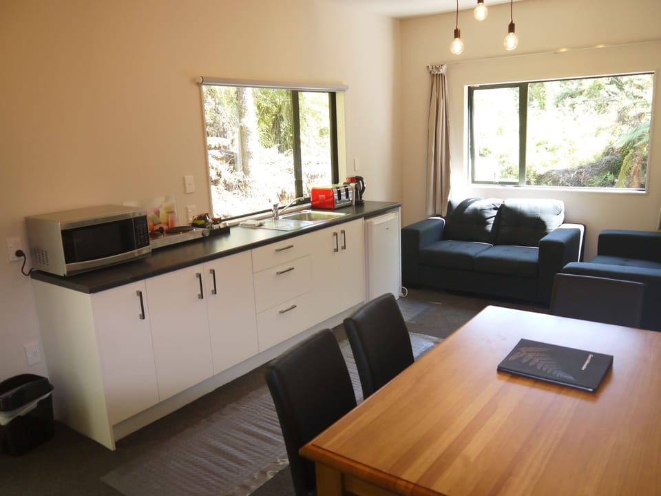 Family House, 3 Bedrooms, Accessible, Garden View | Living area | 76-cm flat-screen TV with satellite channels, TV