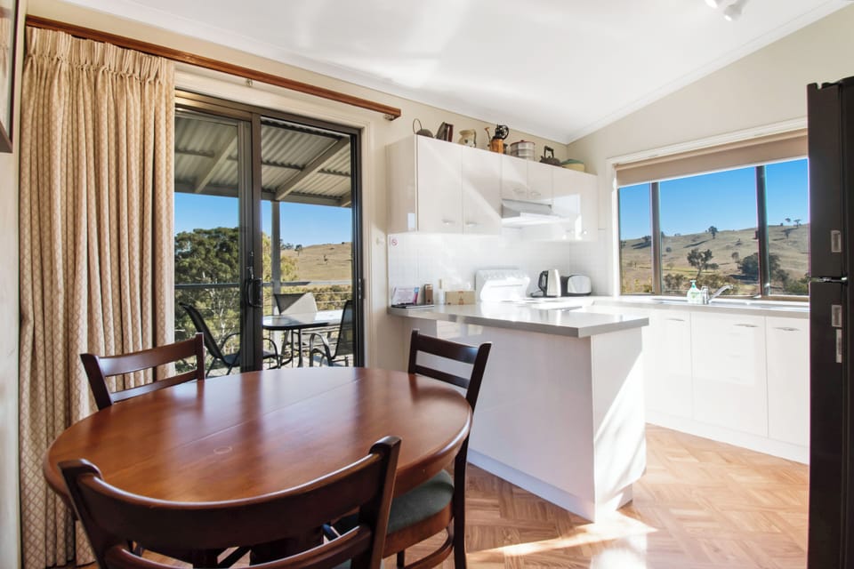 Eat in area with kitchen