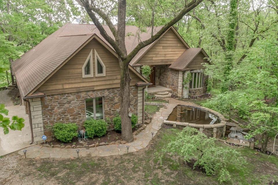 Bending Waters Estates