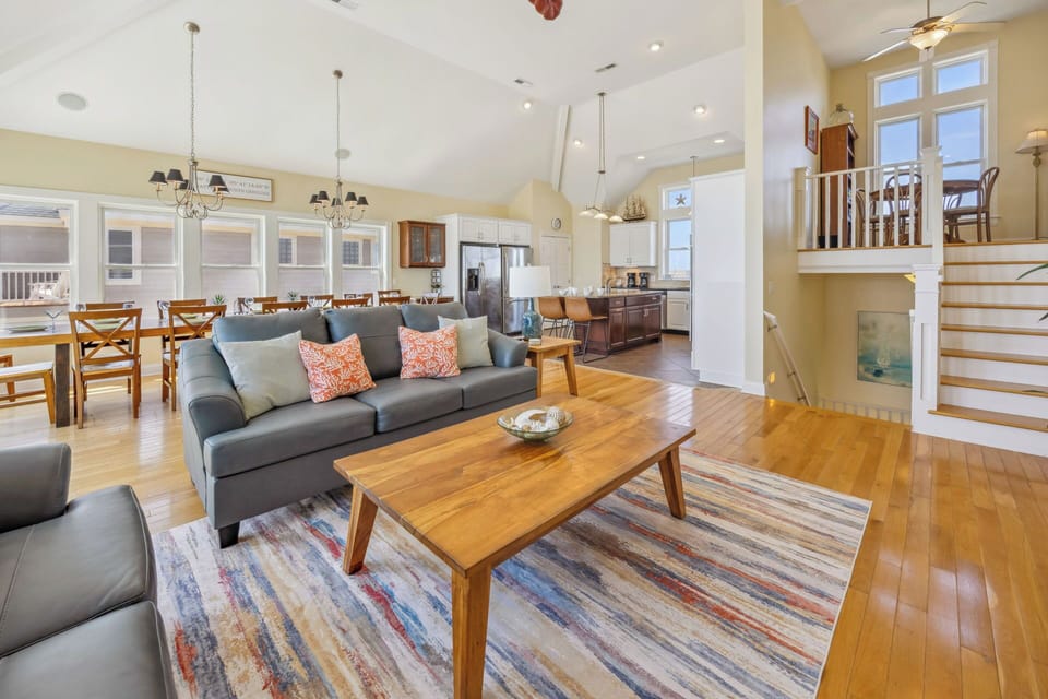 Surf or Sound Realty - 671 - Island's End - Great Room -4