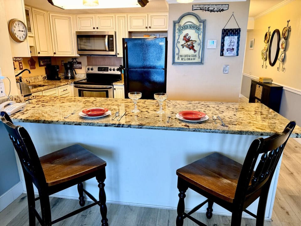 Enjoy eating in with the large granite countertop