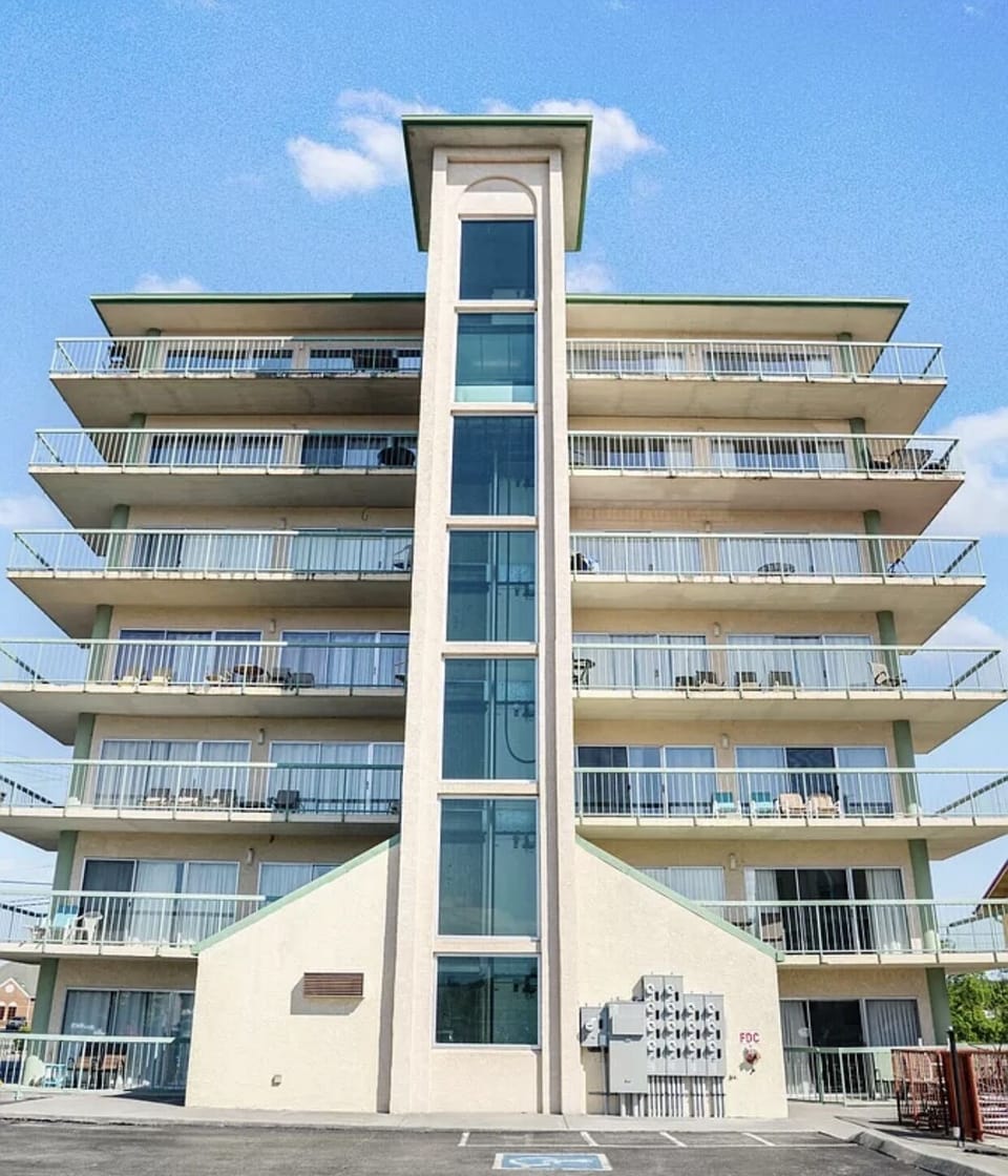 Condo, 3 Bedrooms | Exterior
