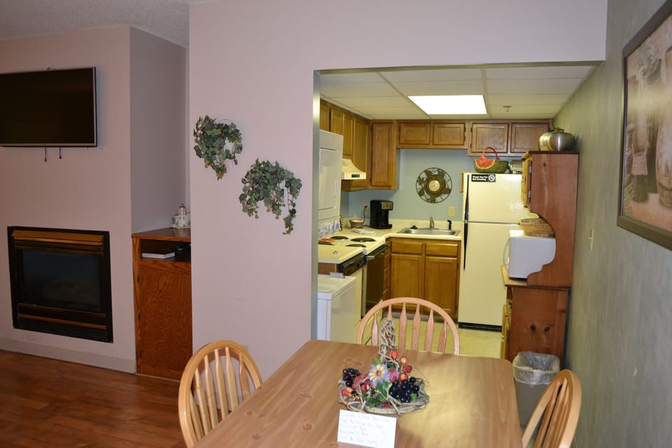 Condo, 2 Bedrooms | Private kitchen | Coffee/tea maker, fridge