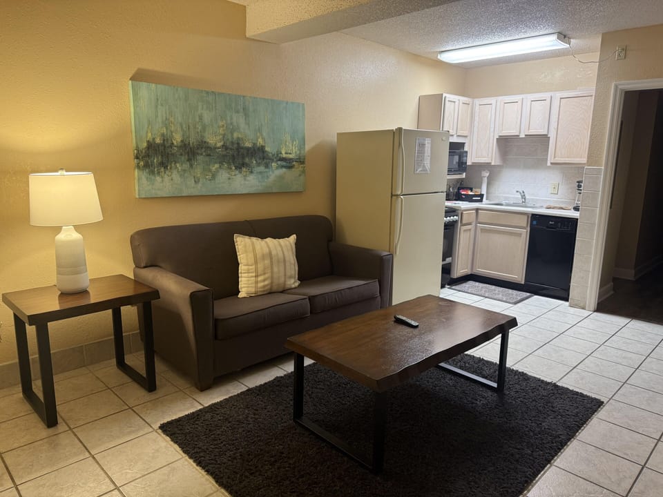 Condo, 1 Bedroom | Living area