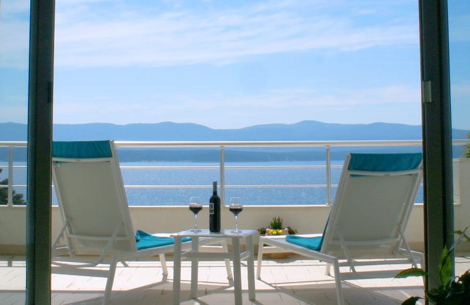 Superior Studio, 1 King Bed with Sofa bed, Sea View, Sea Facing | View from room