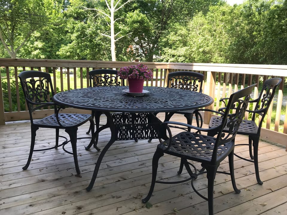 Side porch dining area.