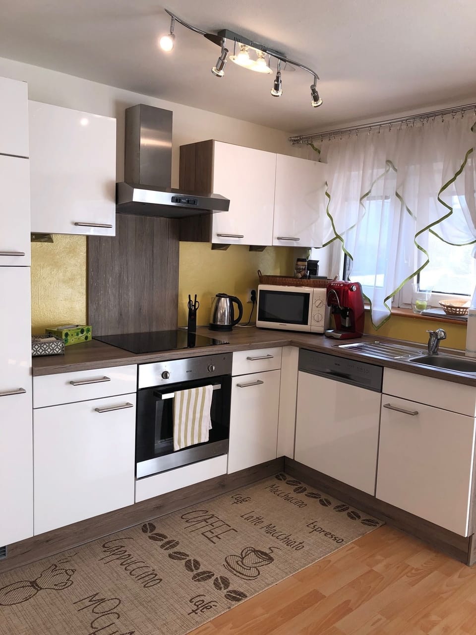 Comfort Apartment | In-room dining