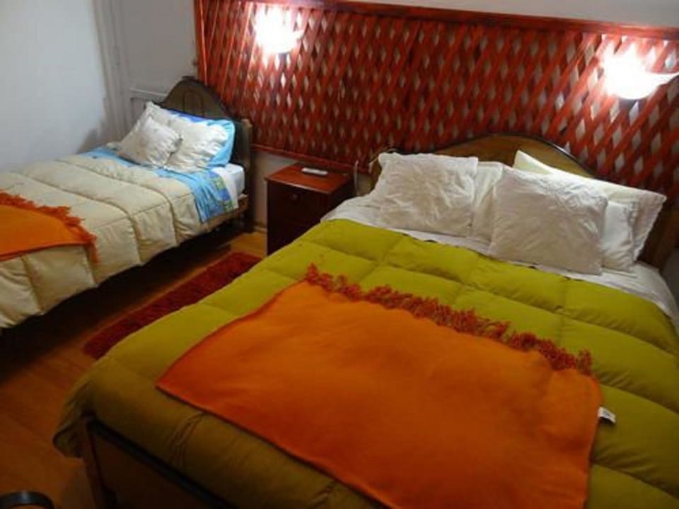Room, 1 Double Bed, Non Smoking | Free WiFi, bed sheets