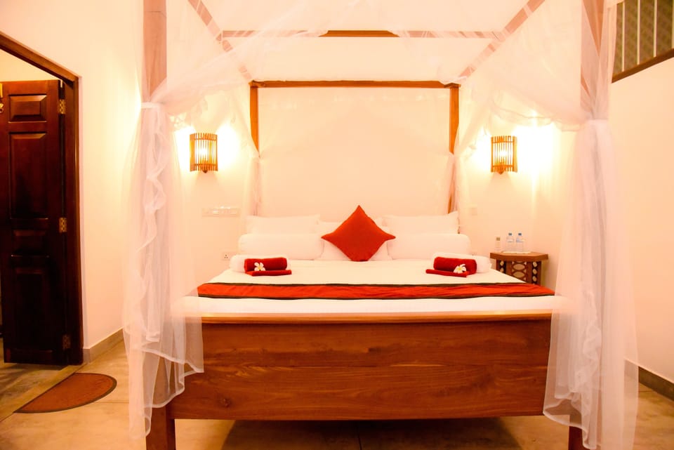 Deluxe Room | 1 bedroom, hypo-allergenic bedding, down comforters, pillowtop beds