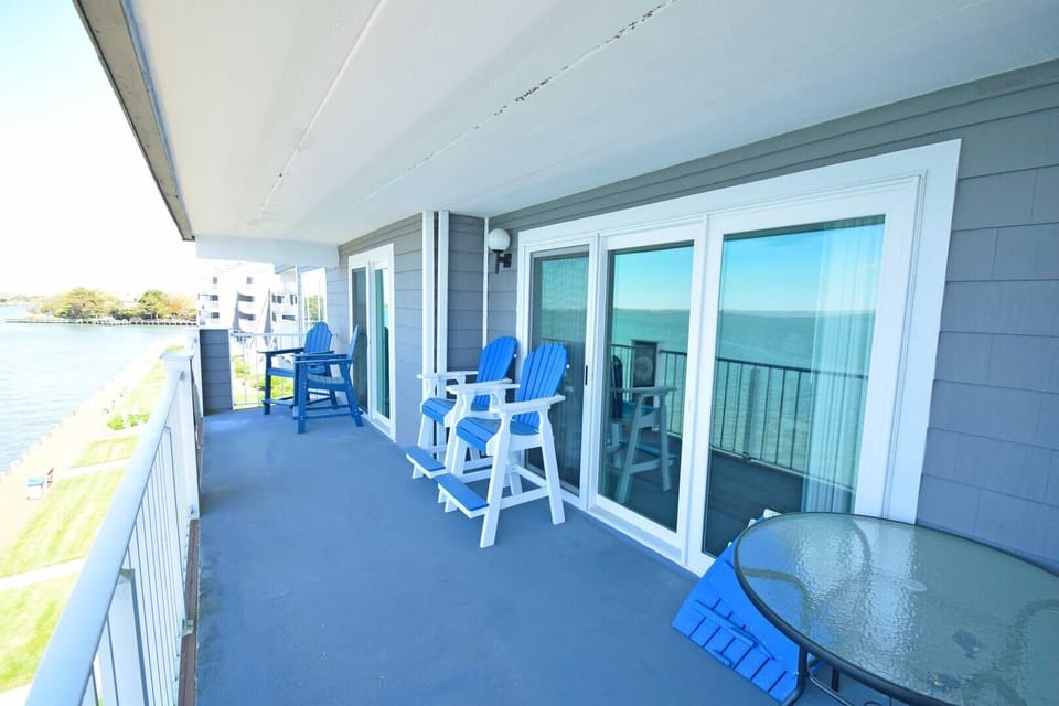 Condo, 2 Bedrooms | Outdoor dining