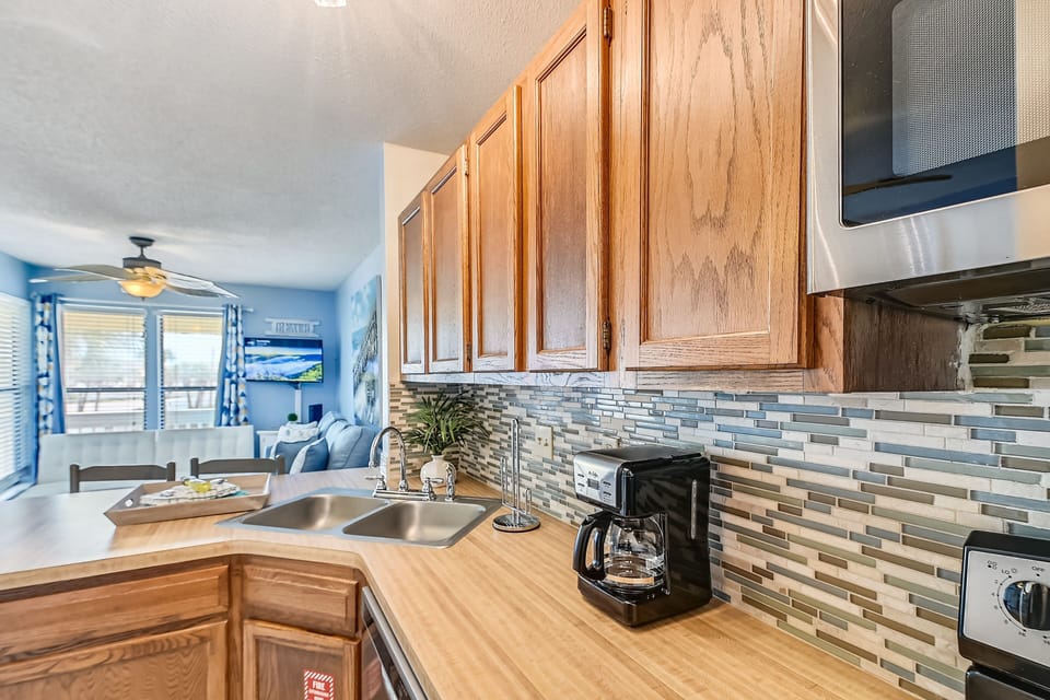 Studio | Private kitchen | Fridge, microwave, oven, dishwasher