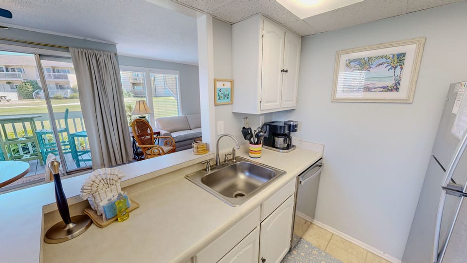 Condo, 1 Bedroom | Interior