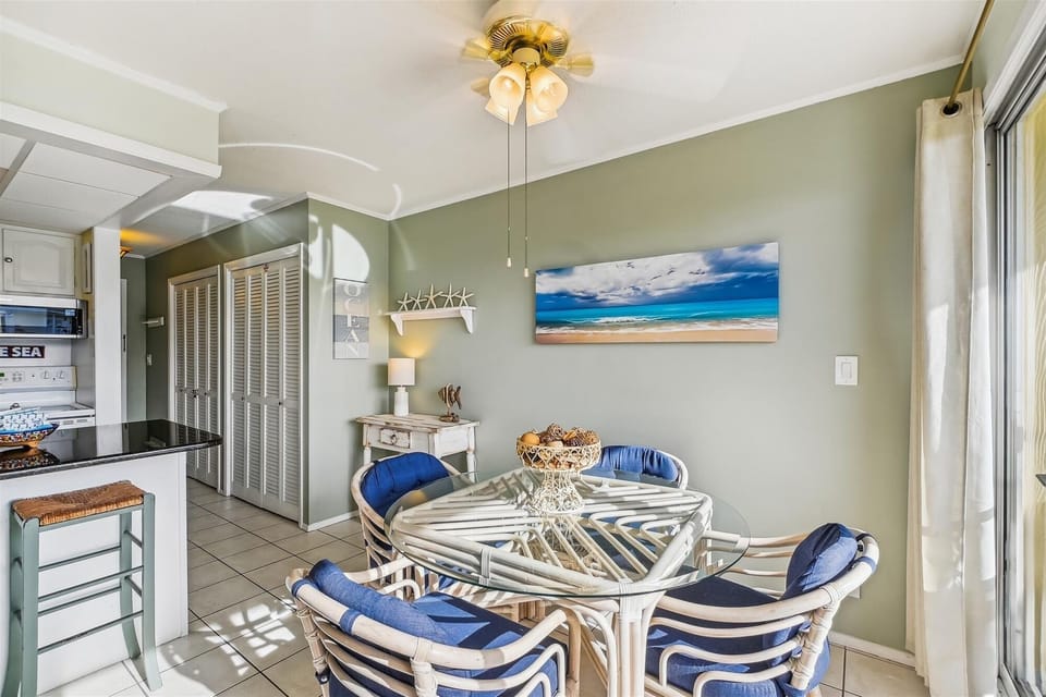 Condo, 1 Bedroom | Dining
