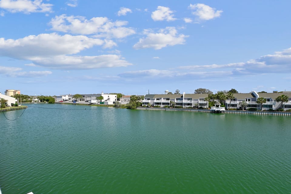 Townhome, 2 Bedrooms | Lake