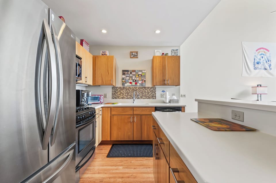 New fully equipped kitchen