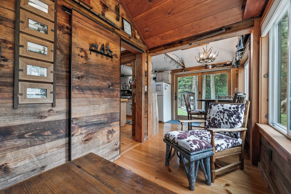 Sunroom seating