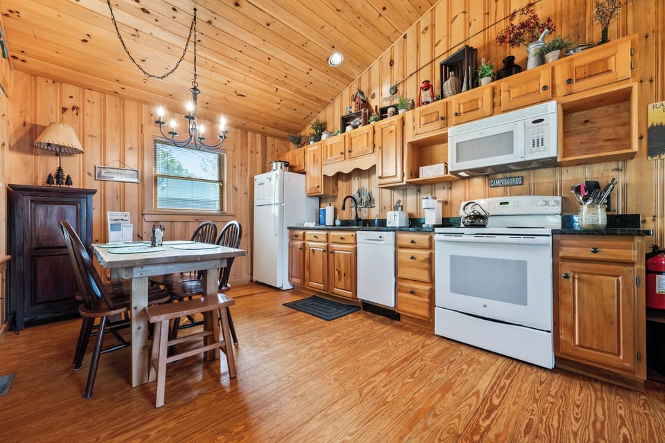 Fully equipped kitchen